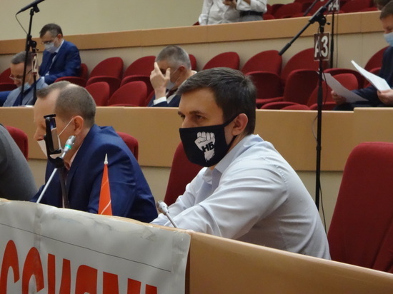 От саратовского депутата Николая Бондаренко потребовали извинений