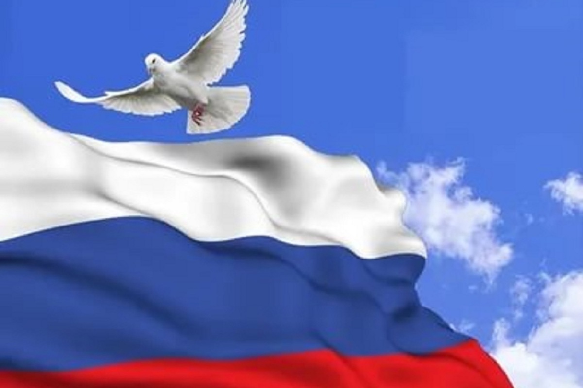 Костромичам предлагают принять участие во флэш-мобе, приуроченном ко Дню государственного флага