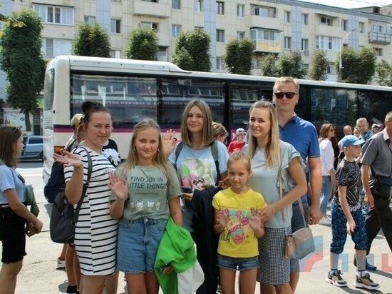 Больше 80 детей из ЛНР отдохнут перед школой в Кисловодске