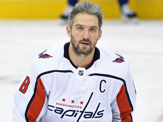 Необходимость или отход от традиций: НХЛ разрешила рекламу на джерси