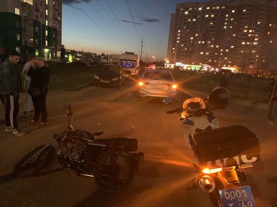 14-летний мотоциклист попал в аварию в Твери