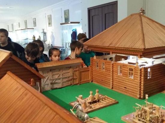 В музее Ялуторовска организовали программу для школьников