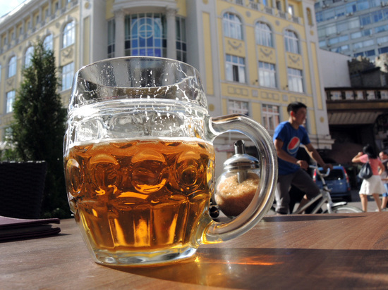 В России упали продажи пива