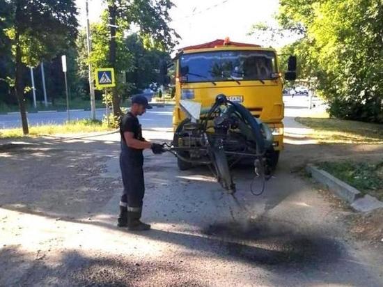 За прошедшую неделю в Рязани отремонтировали 865 квадратных метров дорог