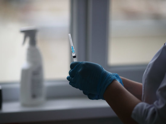 В Волгограде опровергли информацию о смерти после вакцины от COVID-19