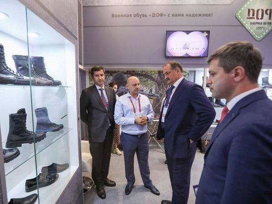 Дагестан показал обувь специального назначения