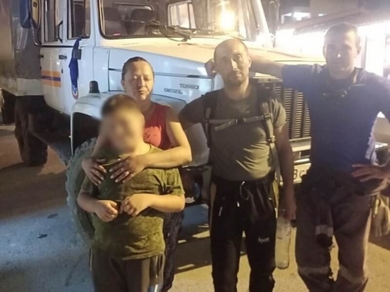 Туристы из Ставрополя заблудились в лесу Сочи, спасаясь от собак