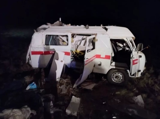 Стали известны подробности ночного ДТП со скорой помощью в Астрахани