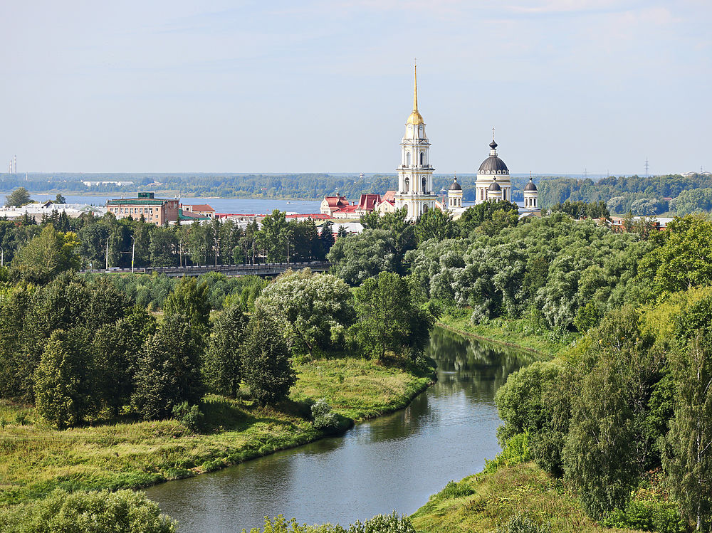 Сказочные виды Рыбинска: река, теплоходы, старина