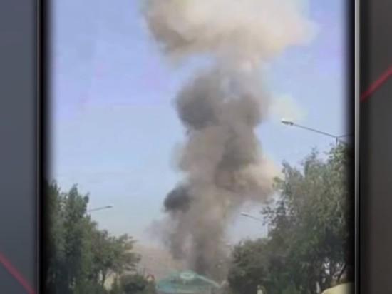 Общее число жертв серии взрывов в аэропорту Кабула превысило 100 человек