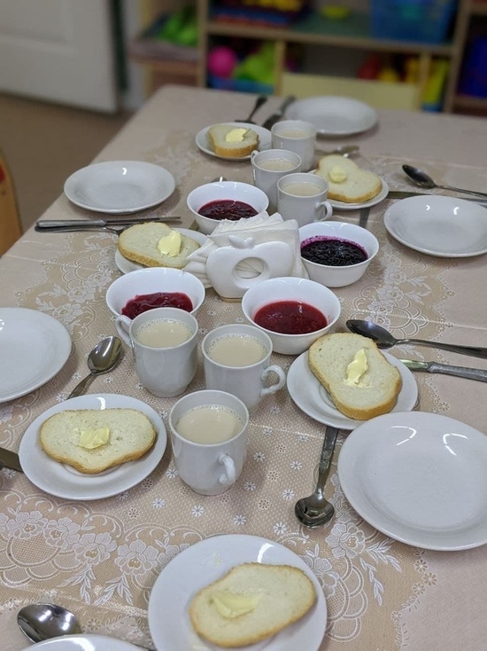 Общественник предложил детям самим выбирать кашу на завтрак во всех садиках Ямала