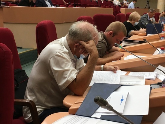 Депутат предложил оставить в покое и не застраивать два аэродрома в Саратове