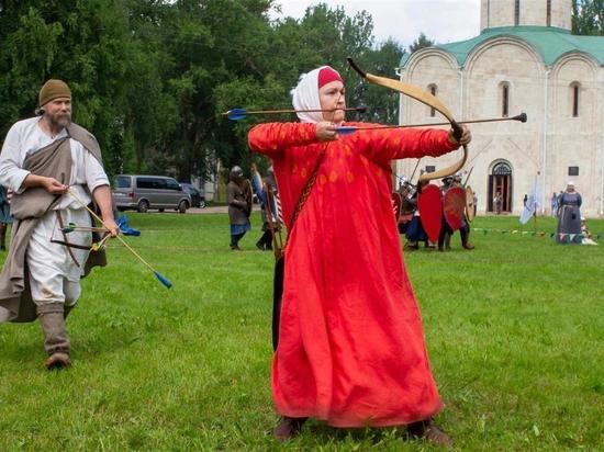 Костромские реконструкторы участвуют во Всероссийском историко-культурном фестивале