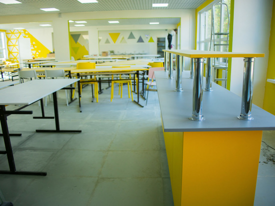 В Мурманске завершается ремонт в столовой гимназии №8