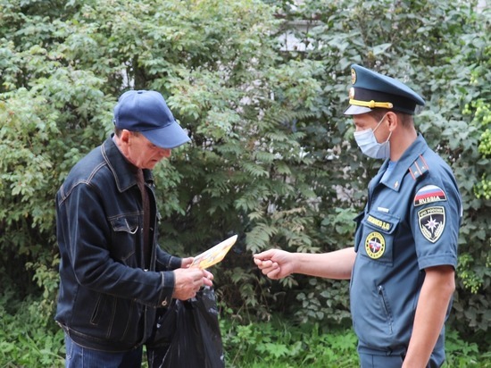 Жителям Тверской области рассказали, как вести себя при пожаре