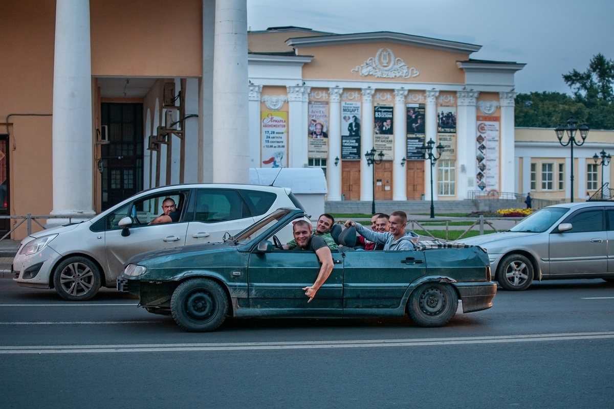 В центре Рязани засняли «Ладу-кабриолет» - МК Рязань