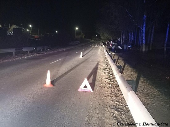 В Йошкар-Оле 16-летний парень сбил двоих пешеходов