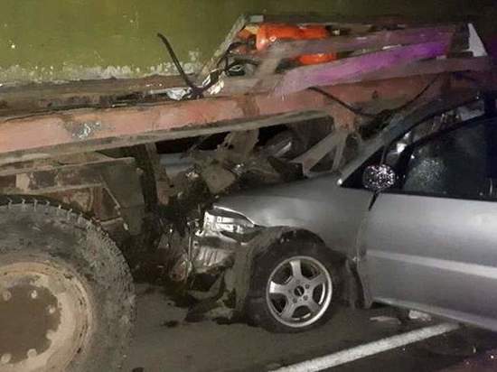 Два человека стали жертвами ДТП с трактором