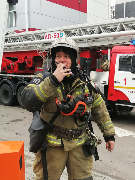 Ивановские пожарные отработали свои навыки в спорткомплексе