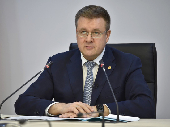 Любимов раскритиковал работу по вакцинации учителей от коронавируса