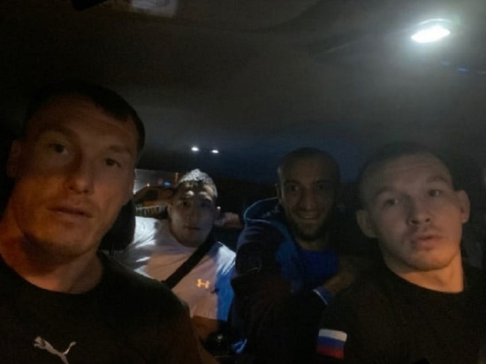 По пути из Твери в Волгоград в ДТП с цементовозом погибли четыре спортсмена