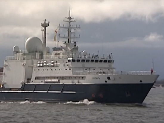 Defence24: западные военные испугались российского «корабля-разведчика» «Янтарь»