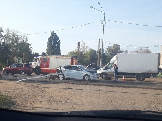 В ДТП на Южной окружной в Рязани пострадал 33-летний пассажир Hyundai