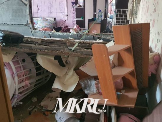 Соседи не видели покупателей самогона возле квартиры до взрыва в Чите