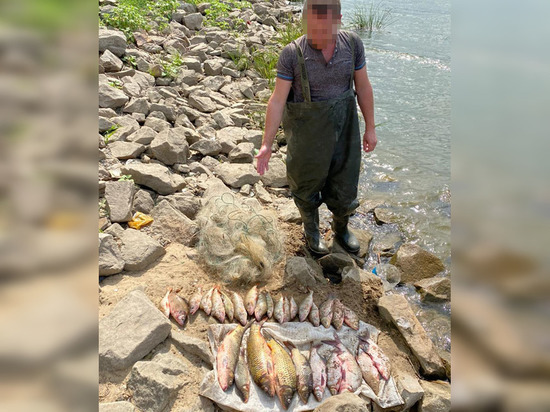 Двум браконьерам под Волгоградом грозит 2 года тюрьмы за мешок рыбы