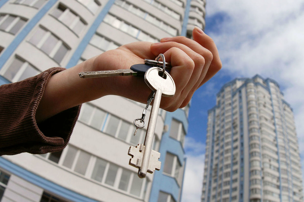 Суд аренда квартиры. Ключи от квартиры. Квартира ключи. Недвижимость ипотека. Получили ключи от квартиры.