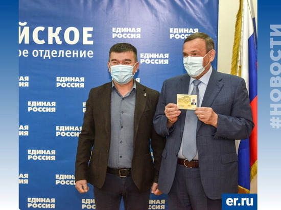 Глава Марий Эл получил удостоверение кандидата от «Единой России»