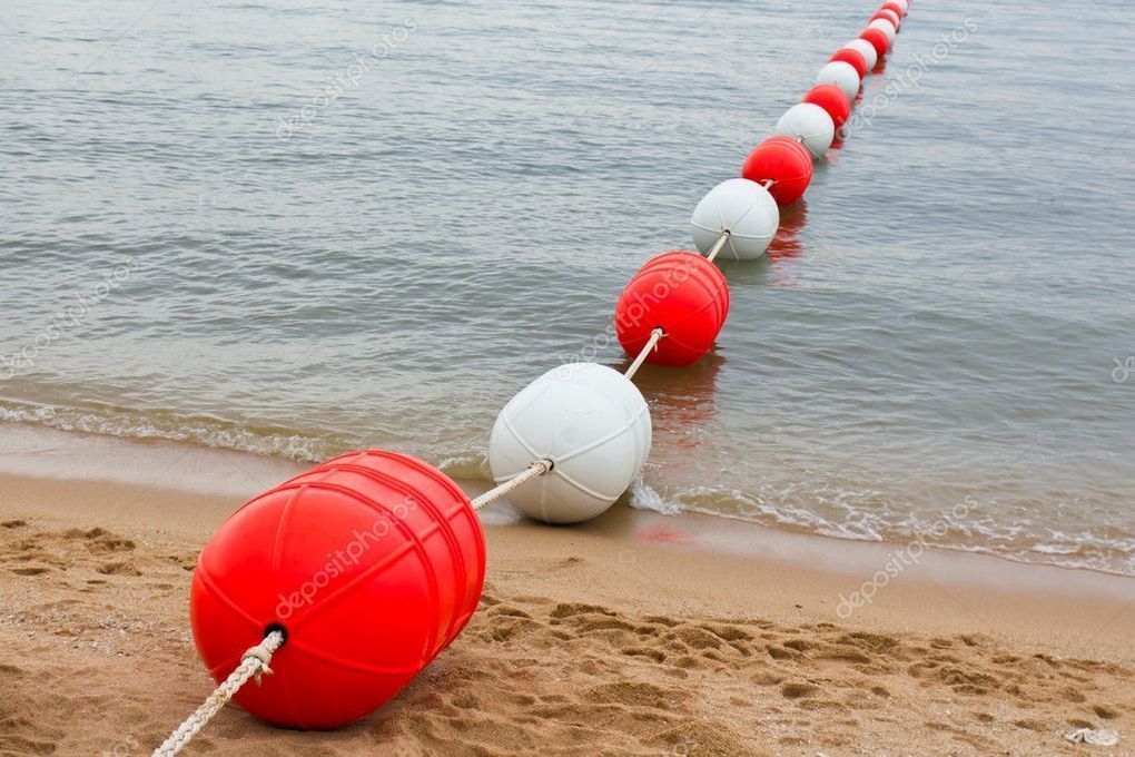 Купальный сезон закрыт — на костромских пляжах спасатели сняли буйки-ограничители