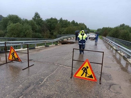 В Ярославской области дождь отрезал от цивилизации три деревни