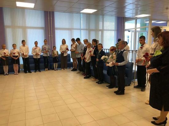 День солидарности в борьбе с терроризмом отметили в новой школе Серпухова