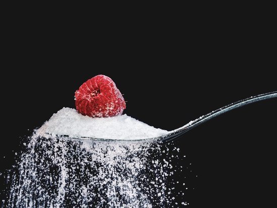 Назван неочевидный вредный эффект потребления сахара
