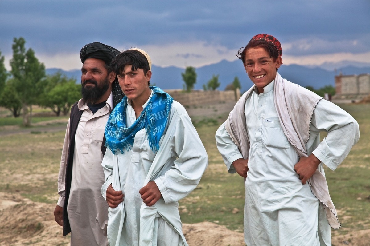 Афганские костюмы