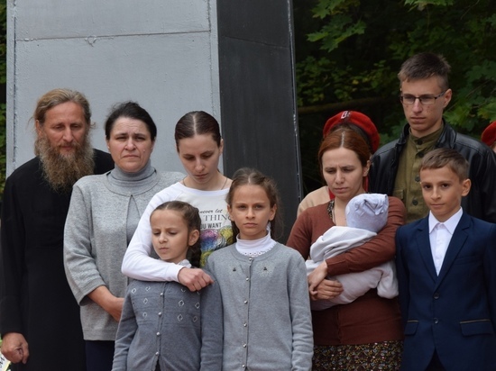 Потерявшей дом при пожаре рязанской многодетной семье требуется помощь