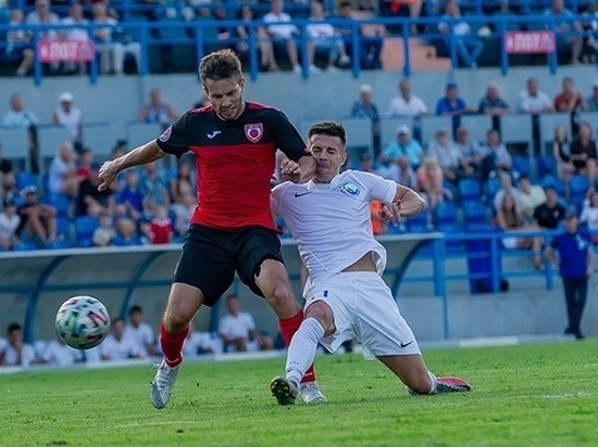 Футбол в Крыму: "Севастополь" одержал третью победу подряд