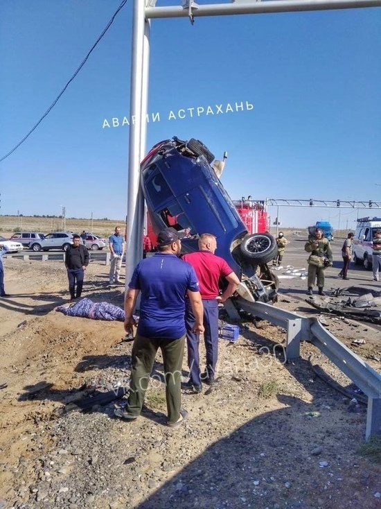 В Астрахани вблизи села Николаевка произошло смертельное ДТП
