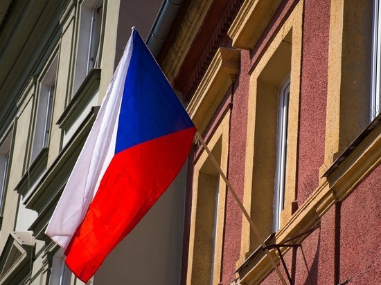 Полиция допросит главу МВД Чехии о несостоявшейся поездке в Москву
