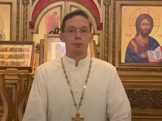 Чувашского священника Степанова, призвавшего патриарха раскрыть доходы, запретили к служению