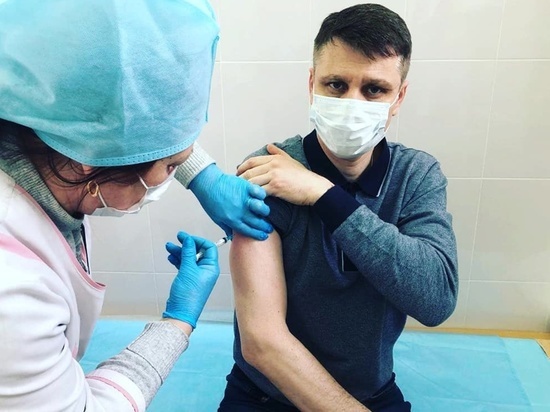 Привитый глава администрации Шахт заболел коронавирусом