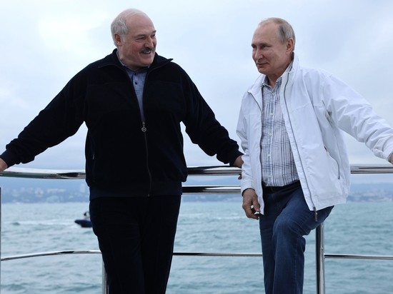 Лукашенко назвал тему переговоров с Путиным: "Белорусы в стороне не останутся"