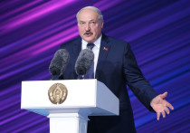 Дмитрий Песков заявил журналистам, что в ходе визита Александра Лукашенко в Москву Владимир Путин не будет требовать от него признания Крыма