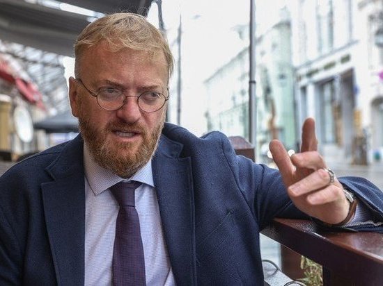 Депутат Виталий Милонов призвал не обращать внимание на «либеральную сволоту» в оценках подвига блокадников