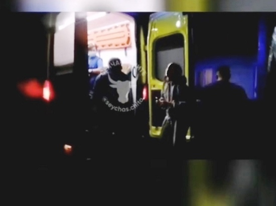 Полицейского ранили в перестрелке возле бара в Смоленке