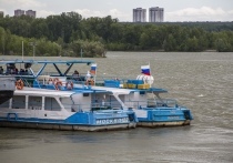 В последний месяц лета в Новосибирске открыли еще один водный маршрут: несколько раз в день речные трамвайчики начали ходить по маршруту от Речного вокзала до садового общества "Тихие зори" в Краснообске