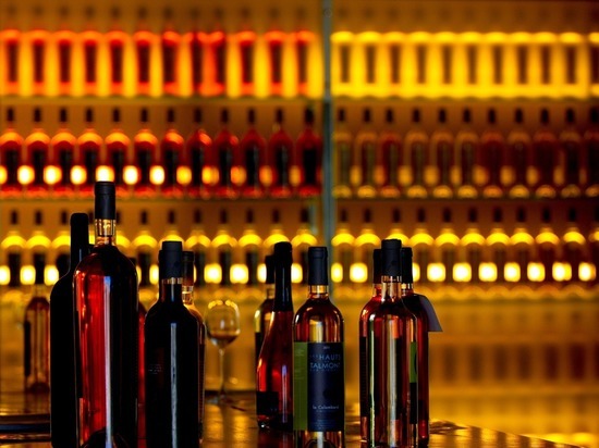 Двум читинцам грозит 7 лет тюрьмы за вынесенный из магазина алкоголь
