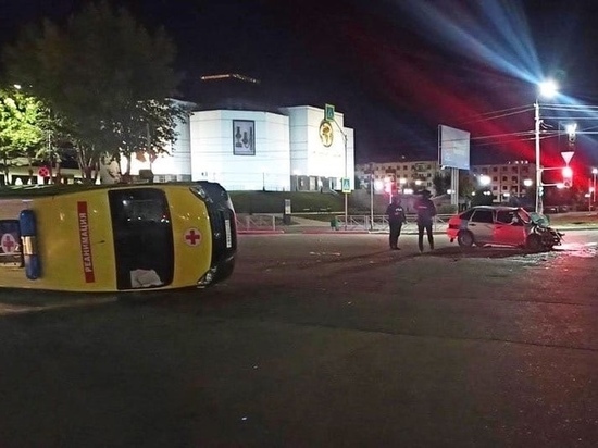 В Кызыле бригада медиков попала в ДТП по вине водителя легковушки