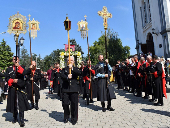 В Краснодаре отметили 800 лет со дня рождения Александра Невского